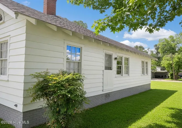4th image of 204 Jefferson St, Whiteville, NC 28472 | MLS# 100580105