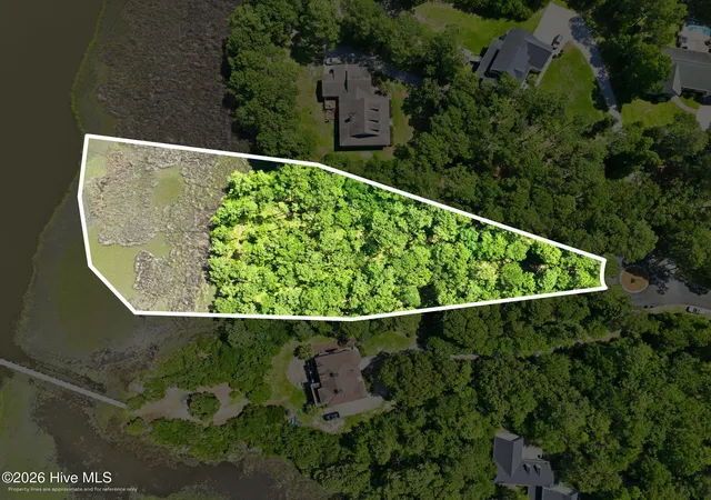 3rd image of 123 White Swan Wy, Swansboro, NC 28584 | MLS# 100586998