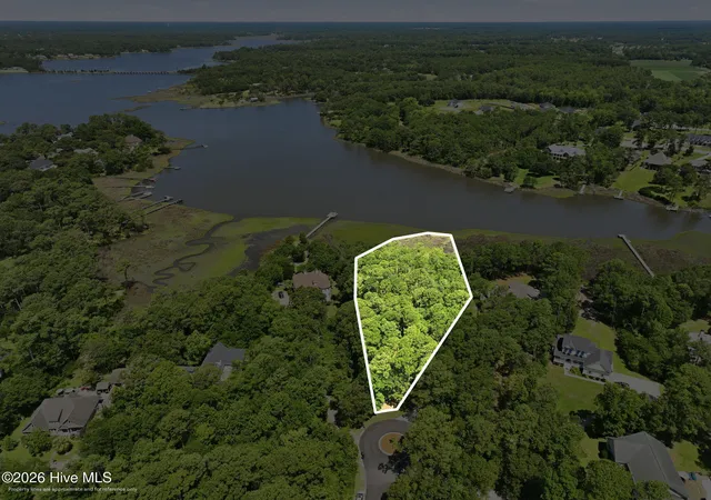 5th image of 123 White Swan Wy, Swansboro, NC 28584 | MLS# 100586998