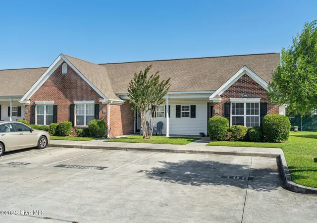 Photo 3 of Townhouse for sale at 3011 Lauren Pl Dr #106, Wilmington, NC 28405 | MLS# 100583097 | Listing updated on 2026-08-30
