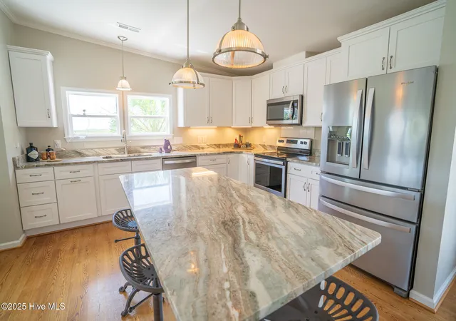 Photo 3 of Single family home for sale at 101 Hamilton Ln, Hubert, NC 28539 | MLS# 100516311 | Listing updated on 2026-06-19