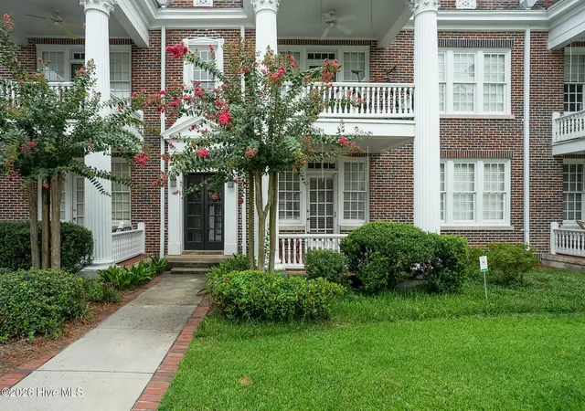 4th image of 2549 Walton Wy #B1, Augusta, GA 30904 | MLS# 100599818