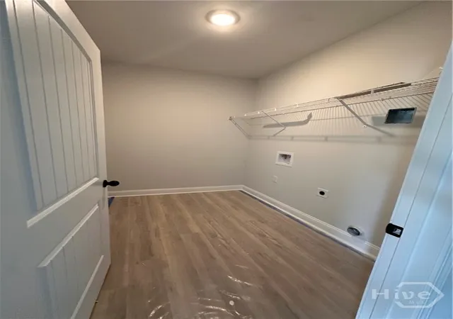 Photo 3 of Single family home for sale at 1122 Poppleton Dr, Hinesville, GA 31313 | MLS# SA360062 | Listing updated on 2026-09-11