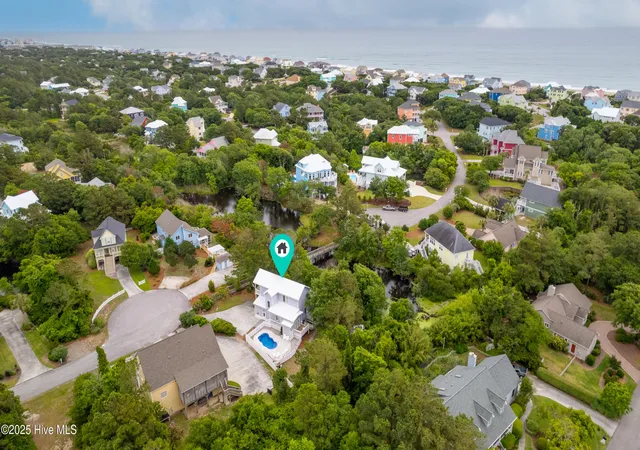 Photo 3 of Single family home for sale at 320 Governor Safford Ln, Emerald Isle, NC 28594 | MLS# 100586460 | Listing updated on 2026-09-01