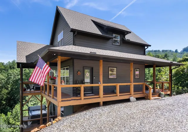 Photo 2 of Single family home for sale at 455 Point Overlook Trl, Murphy, NC 28906 | MLS# 100599042 | Listing updated on 2026-09-01