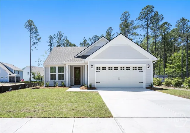 3rd image of 328 Pulaski Dr, Richmond Hill, GA 31324 | MLS# SA347887