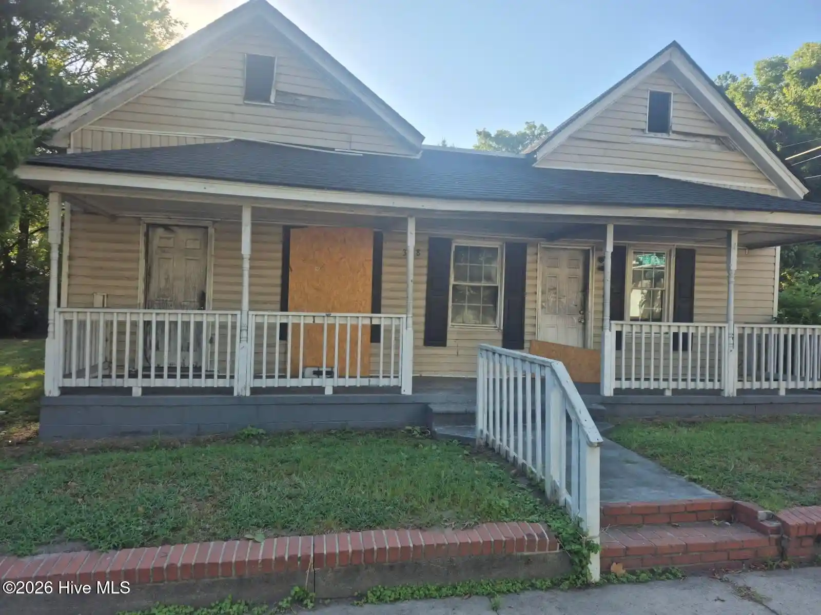 Photo 1 of Single family home for sale at 308 Pender St E, Wilson, NC 27893 | MLS# 100604615 | Listing updated on 2026-09-18
