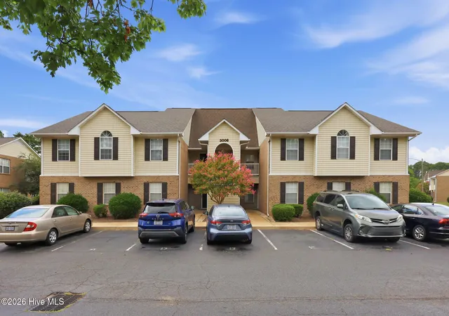 Condo for sale at 3006 Mulberry Ln #F, Greenville, NC 27858 | MLS# 100590457