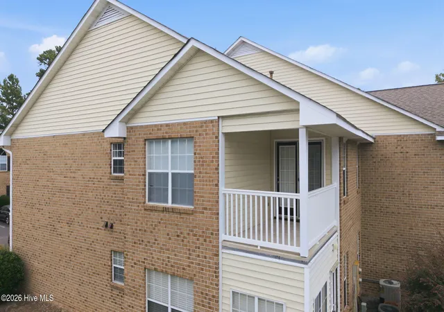 Photo 3 of Condo for sale at 3006 Mulberry Ln #F, Greenville, NC 27858 | MLS# 100590457 | Listing updated on 2026-09-19