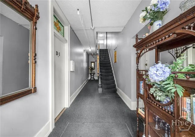 Listing Photo 5 - Condo for sale in building located at 219 Abercorn St, Savannah, GA 31401 - Unit #D1