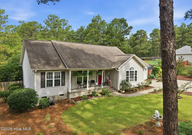 Photo 2 of Single family home for sale at 612 Seymour St, Aberdeen, NC 28315 | MLS# 100593666 | Listing updated on 2026-08-13