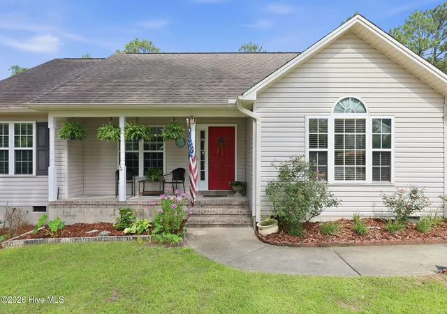Photo 33 of Single family home for sale at 612 Seymour St, Aberdeen, NC 28315 | MLS# 100593666 | Listing updated on 2026-08-13