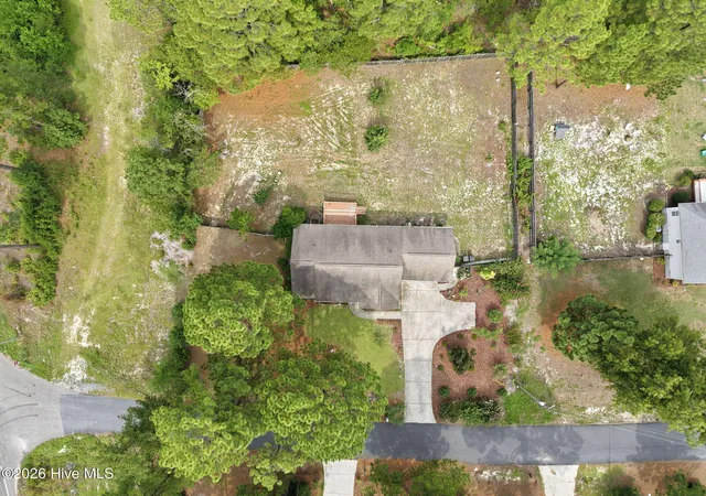 Photo 3 of Single family home for sale at 612 Seymour St, Aberdeen, NC 28315 | MLS# 100593666 | Listing updated on 2026-08-13