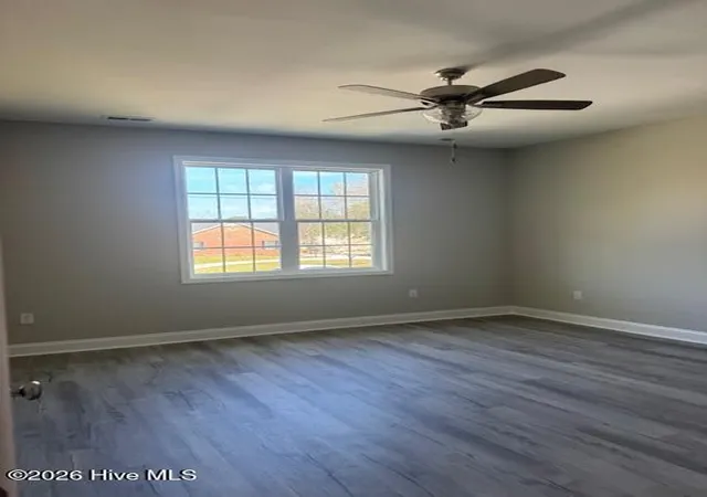 Photo 4 of Single family home for sale at 112 Velma Ln, Sneads Ferry, NC 28460 | MLS# 100551544 | Listing updated on 2026-09-03