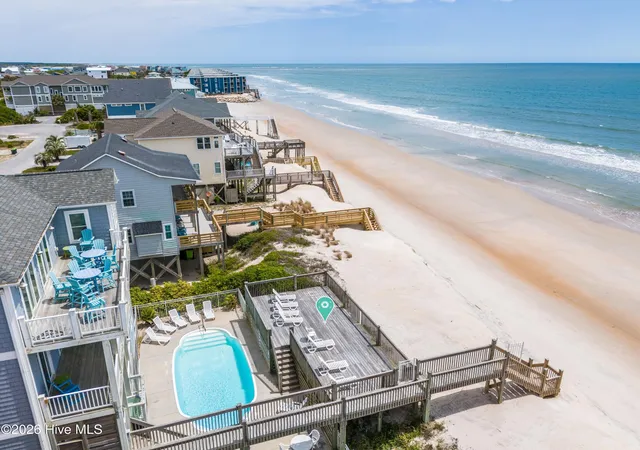 Photo 3 of Single family home for sale at 37 Porpoise Pl, North Topsail Beach, NC 28460 | MLS# 100570829 | Listing updated on 2026-09-03