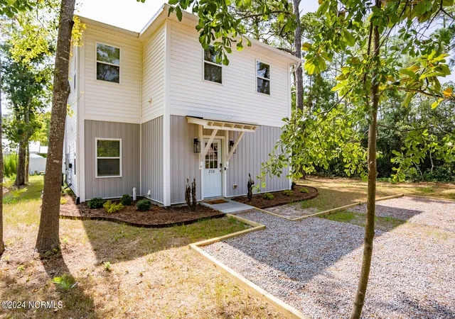 2nd image of 238 Ne 70th St, Oak Island, NC 28465 | MLS# 100565543