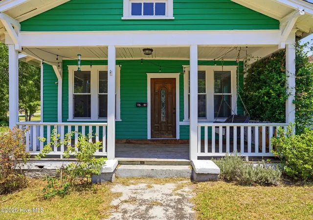 Photo 4 of Single family home for sale at 1201 Grace St, Wilmington, NC 28401 | MLS# 100586386 | Listing updated on 2026-07-03