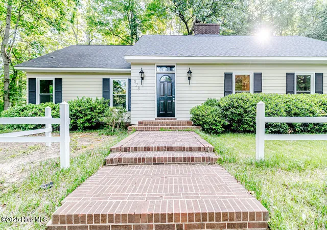 Homes for sale in Rockingham, NC | 828 Chatham Rd, Rockingham, NC 28379 | MLS# 100517433