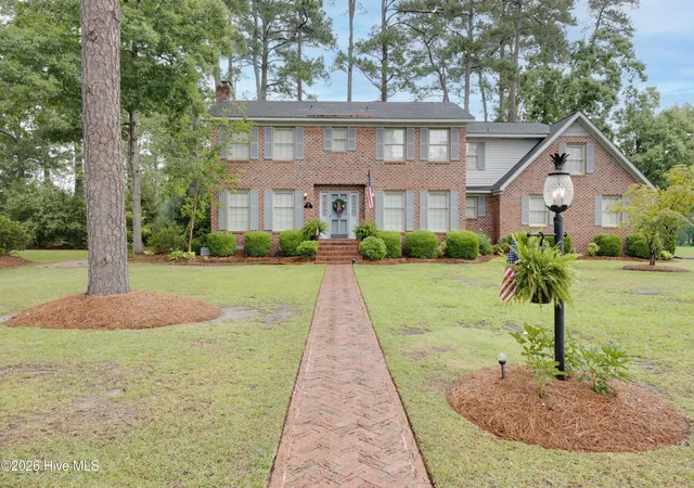 Photo 1 of Single family home for sale at 307 Alderson Rd, Washington, NC 27889 | MLS# 100591889 | Listing updated on 2026-07-27