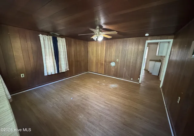 Photo 4 of Single family home for sale at 1195 Airport Rd, Carthage, NC 28327 | MLS# 100580392 | Listing updated on 2026-07-13