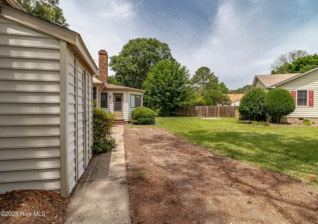 3rd image of 206 Maplewood Dr, Goldsboro, NC 27534 | MLS# 100530666