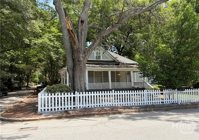 Photo 2 of Single family home for sale at 390 N Chase St, Athens, GA 30606 | MLS# CL359078 | Listing updated on 2026-08-17