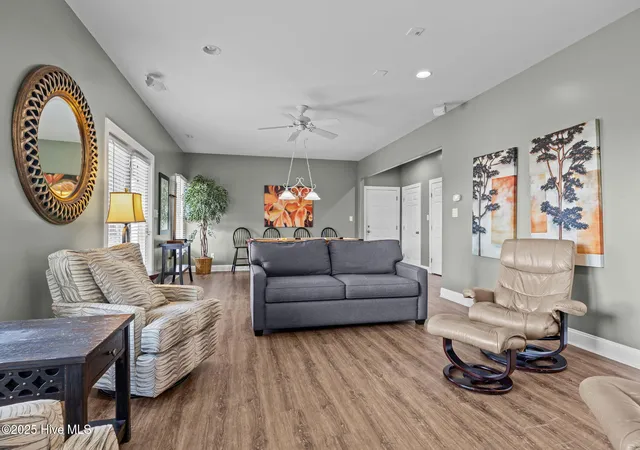 3rd image of 1608 Ocean Dr, Emerald Isle, NC 28594 | MLS# 100531383