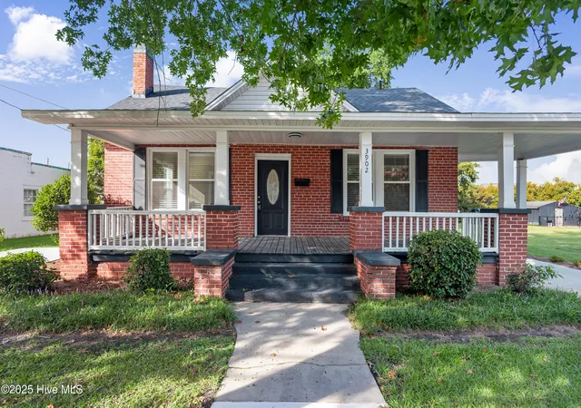 Homes for sale in Farmville, NC | 3902 W Wilson St, Farmville, NC 27828 | MLS# 100517679