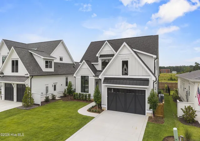 Photo 2 of Single family home for sale at 117 Grand Harvest Ct, Wilmington, NC 28411 | MLS# 100589510 | Listing updated on 2026-09-16