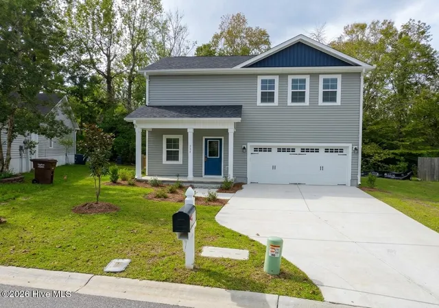 Photo 1 of Single family home for sale at 214 Hayden Pl, Jacksonville, NC 28540 | MLS# 100592323 | Listing updated on 2026-10-28