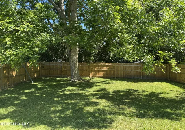 4th image of 109 E Calhoun St, Whiteville, NC 28472 | MLS# 100578175