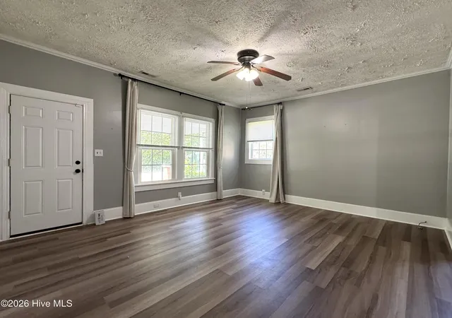 5th image of 109 E Calhoun St, Whiteville, NC 28472 | MLS# 100578175