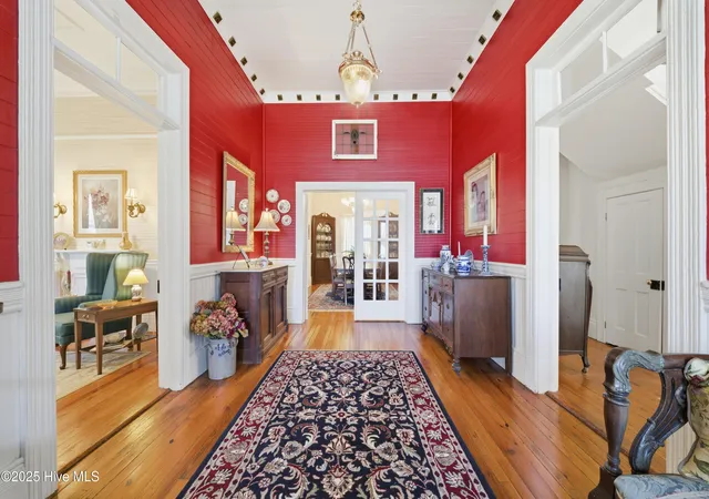 Photo 3 of Single family home for sale at 103 S Moseley St, Edenton, NC 27932 | MLS# 100541724 | Listing updated on 2026-09-28
