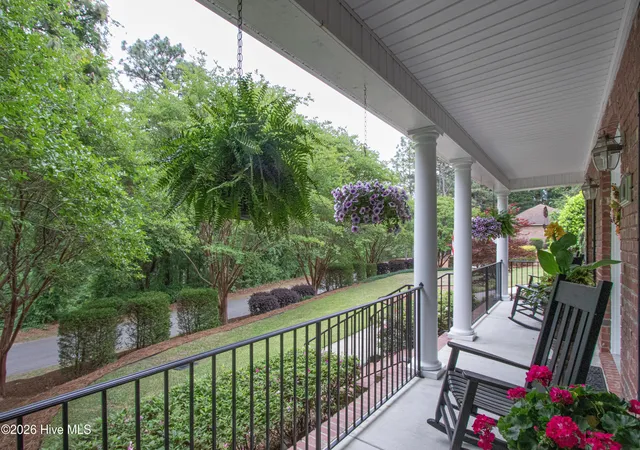 Photo 5 of Single family home for sale at 90 Bridle Path Cir, Pinehurst, NC 28374 | MLS# 100571290 | Listing updated on 2026-08-12