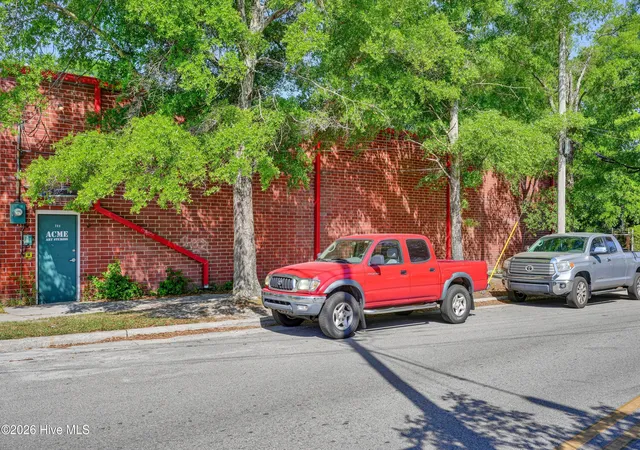 Photo 4 of House for sale at 712 N 4th Street, Wilmington, NC 28401 | MLS# 100568706 | Listing updated on 2026-07-31