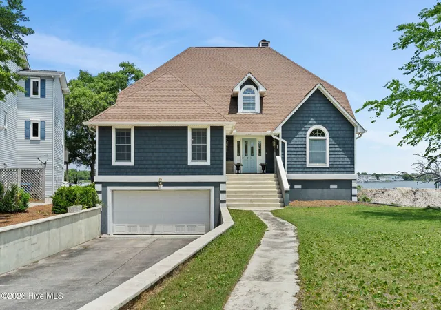 2nd image of 915 Chadwick Shores Dr, Sneads Ferry, NC 28460 | MLS# 100581320