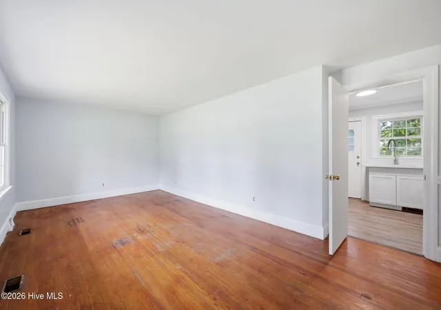 Homes for sale in Greenville, NC | 101 Heritage St, Greenville, NC 27858 | MLS# 100579210
