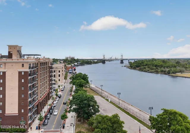 2nd image of 106 N Water St #302, Wilmington, NC 28401 | MLS# 100571921
