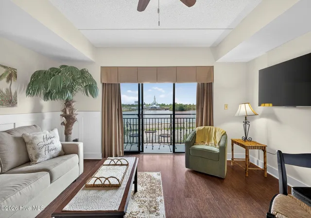 3rd image of 106 N Water St #302, Wilmington, NC 28401 | MLS# 100571921