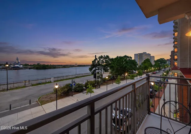 40th image of 106 N Water St #302, Wilmington, NC 28401 | MLS# 100571921