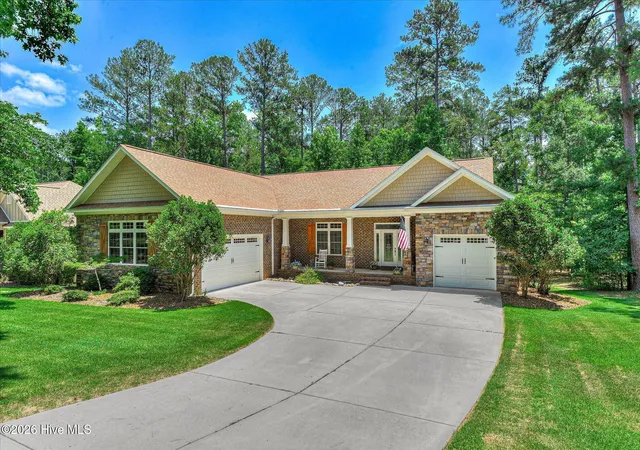 Homes for sale in Mc Cormick, SC | 164 Grandview Dr, Mc Cormick, SC 29835 | MLS# 100581716