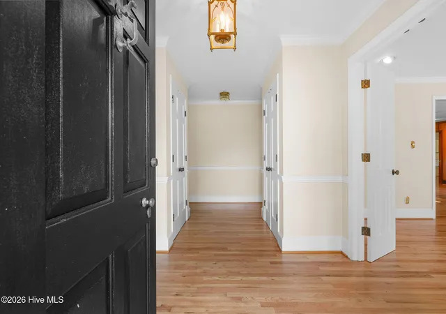 5th image of 706 W Five Notch Rd, North Augusta, SC 29860 | MLS# 100588165