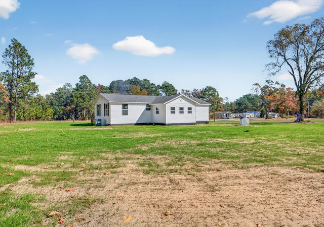 Homes for sale in Williston, SC | 20135 Us-Hwy 278, Williston, SC 29853 | MLS# 98250964