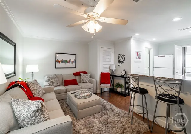 3rd image of 250 W Broad St #708, Athens, GA 30601 | MLS# CL355629