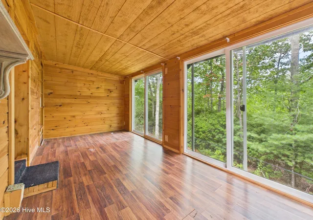 Photo 3 of Manufactured home for sale at 30 Sapphire Ridge, Murphy, NC 28906 | MLS# 100591678 | Listing updated on 2026-07-26