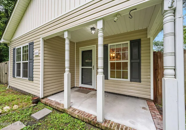 Photo 3 of Single family home for sale at 1624 Hargett St, Jacksonville, NC 28540 | MLS# 100598642 | Listing updated on 2026-08-31