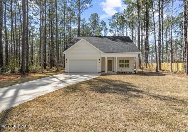 Photo 1 of Single family home for sale at 2080 Page Rd, Burgaw, NC 28425 | MLS# 100535426 | Listing updated on 2026-06-01