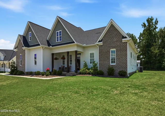 Homes for sale in Farmville, NC | 3909 Minden Ct, Farmville, NC 27828 | MLS# 100583190