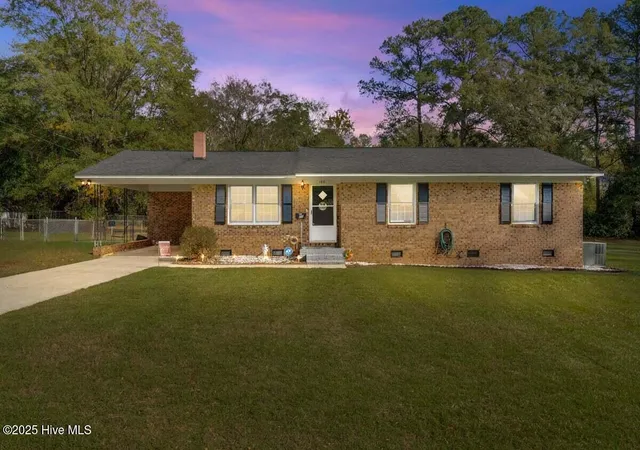 Homes for sale in Rockingham, NC | 106 Starlight Dr, Rockingham, NC 28379 | MLS# 100539717