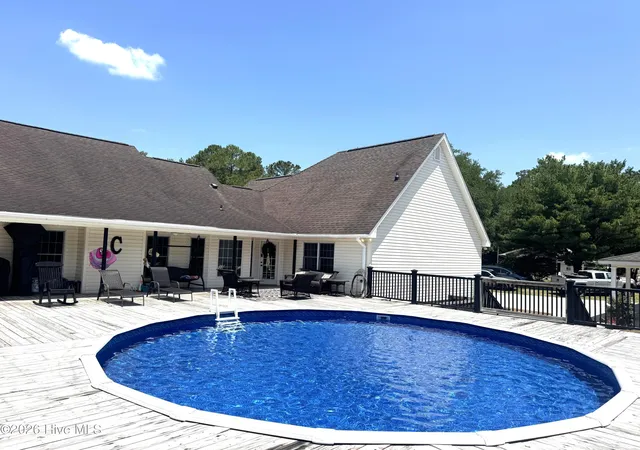 Homes for sale in Bladenboro, NC | 727 Mount Olive Rd, Bladenboro, NC 28320 | MLS# 100582804
